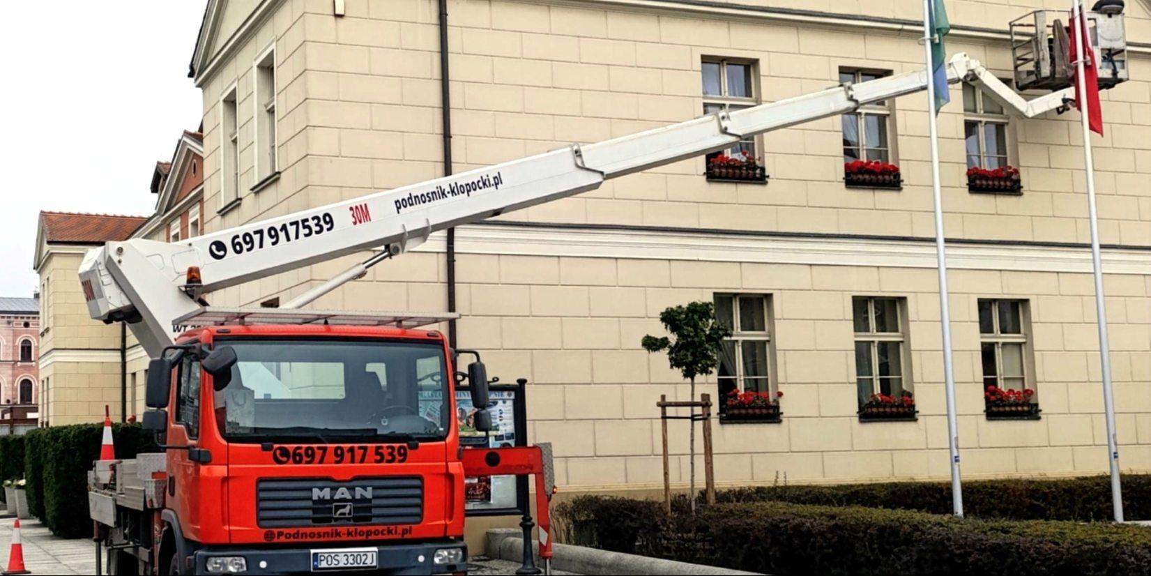 Podnośnik koszowy z operatorem Międzybórz